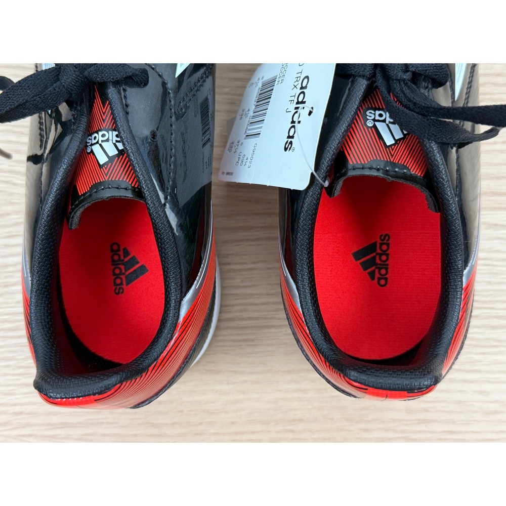 Adidas NWT F10 TRX TF J Soccer Shoes Black‎ White Red Youth Turf Trainers Size 5 - Picture 6 of 9
